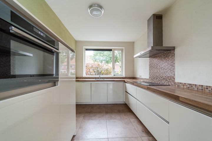 Photo 4 of Vriesschestraat 22