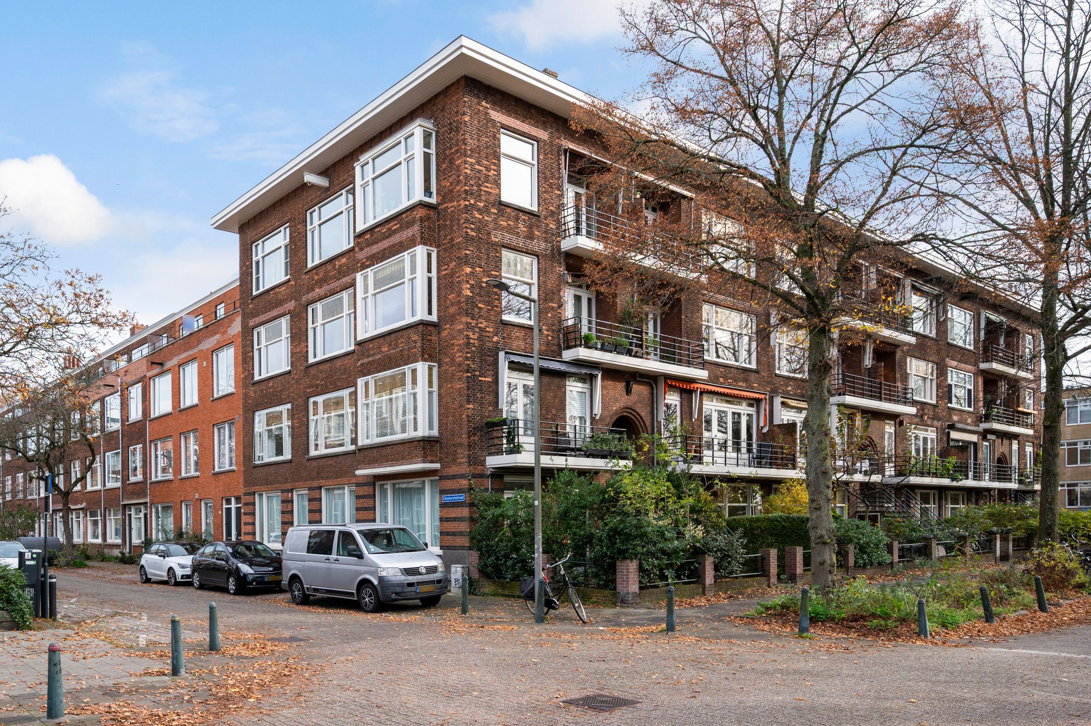 Photo 36 of Cleyburchstraat 50-A