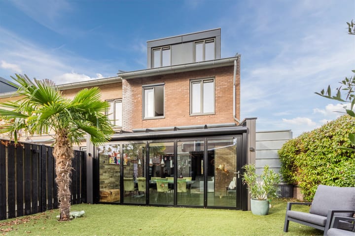 Foto 1 van Octant 24