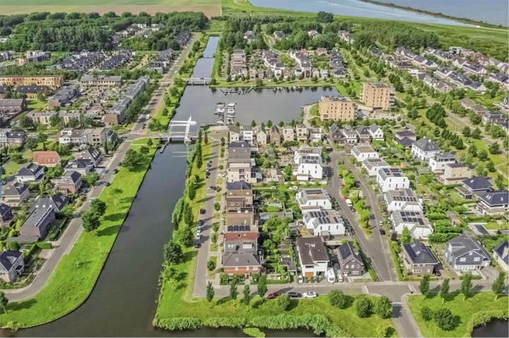 Foto 48 van Octant 24