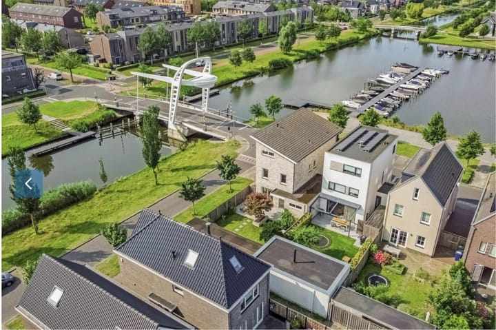 Foto 49 van Octant 24