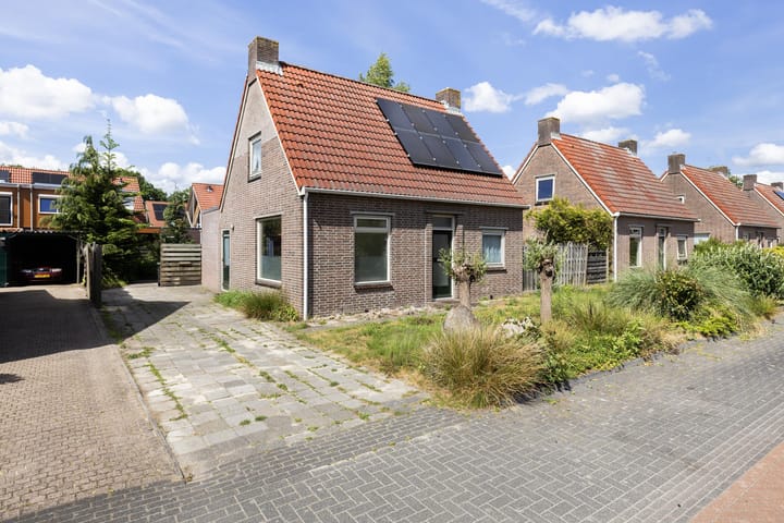 Foto 2 van Middenstraat 3