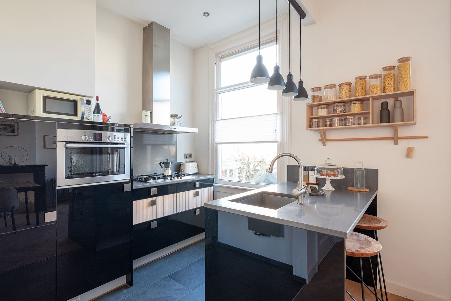 Photo 20 of Wouwermanstraat 3-RD