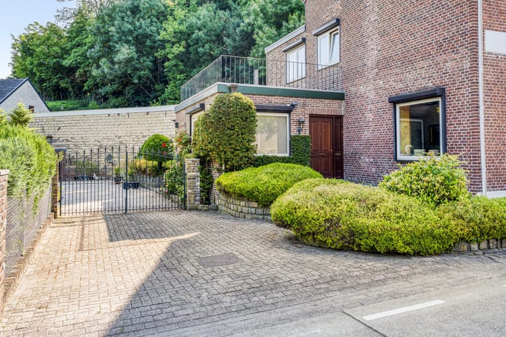 Photo 11 of Rijksweg 7