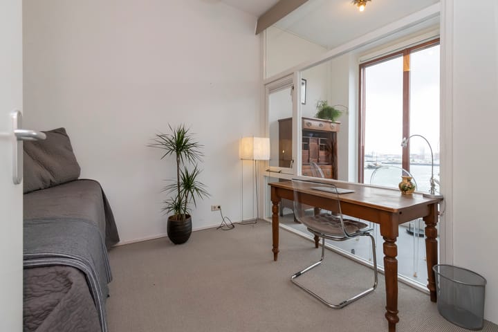 Foto 13 van Barentszplein 6-R