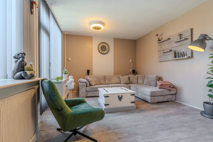 Photo 24 of Nolensstraat 71