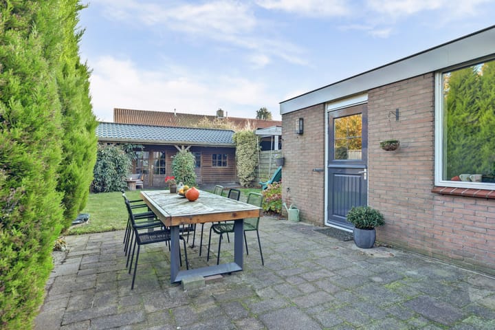 Photo 27 of Schoolpad 37