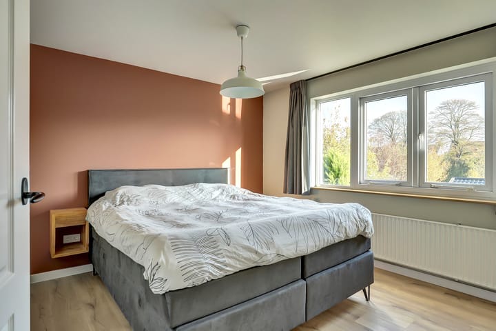 Photo 18 of Schoolpad 37