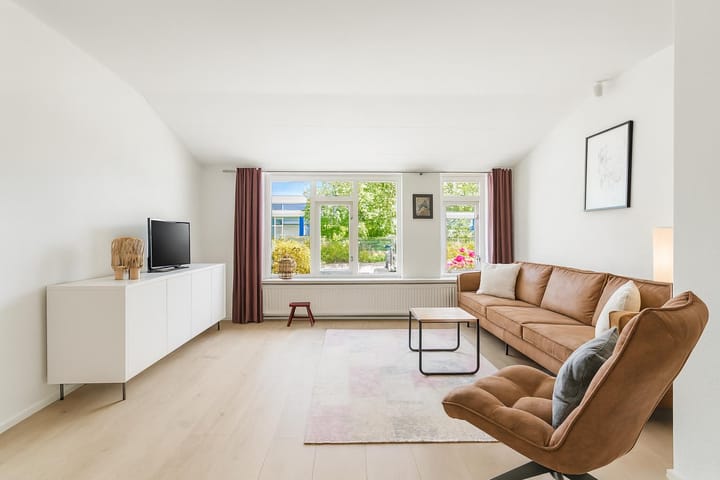 Foto 7 van Rietmeent 76