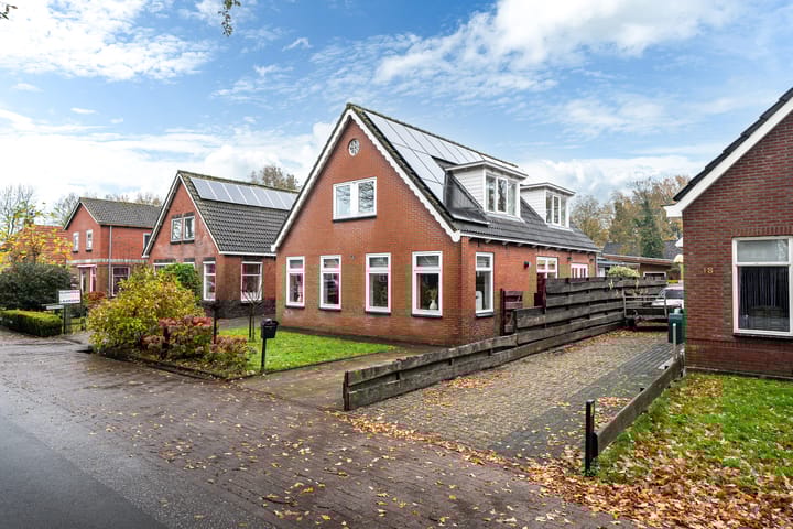 Photo 1 of Van Akenwei 20