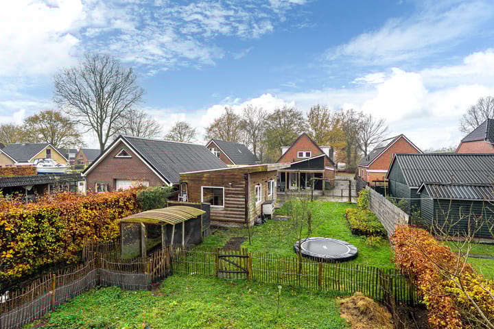 Photo 3 of Van Akenwei 20