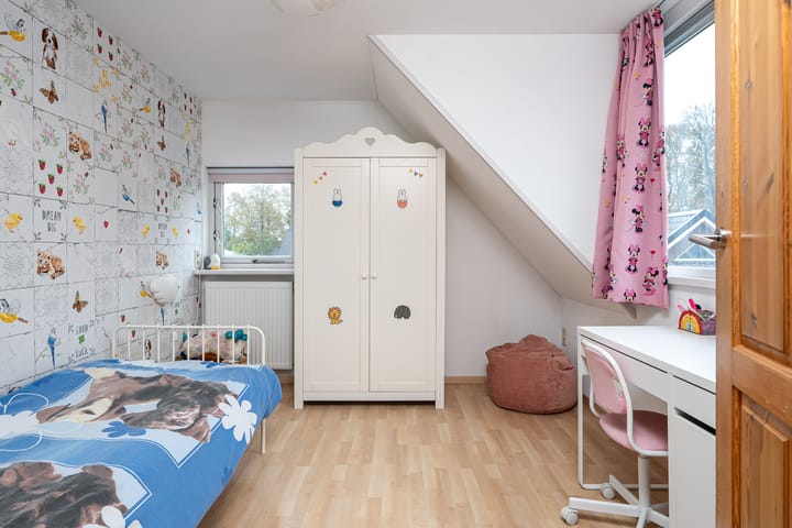 Photo 38 of Van Akenwei 20