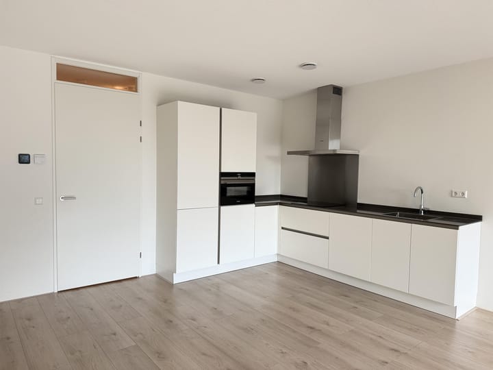 Photo 15 of Amerikaweg 32