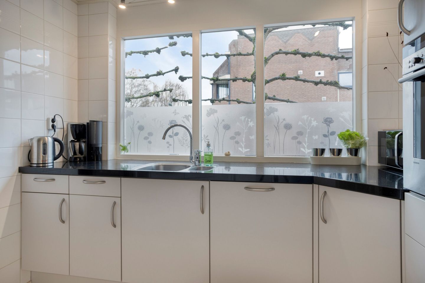 Foto 14 van Nassaulaan 1