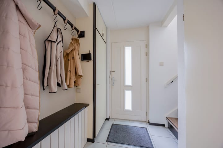 Photo 14 of Bosrank 5