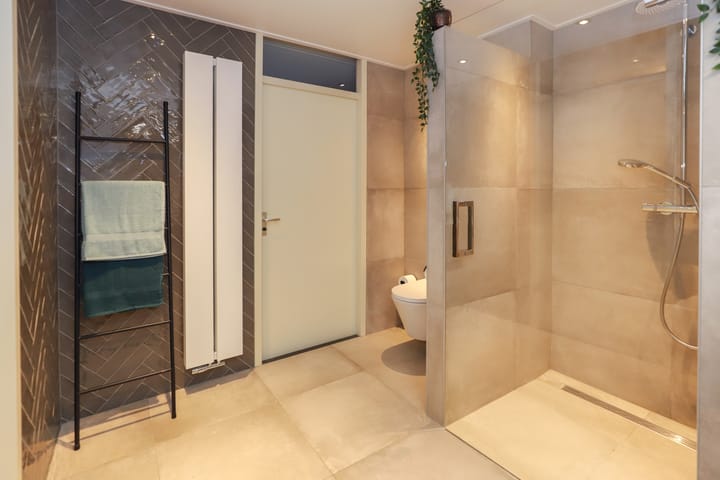 Photo 20 of Bosrank 5