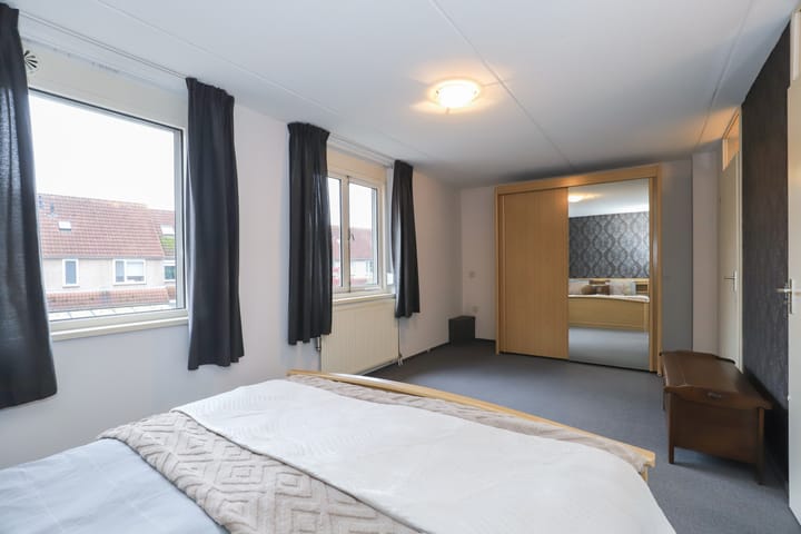 Photo 23 of Bosrank 5