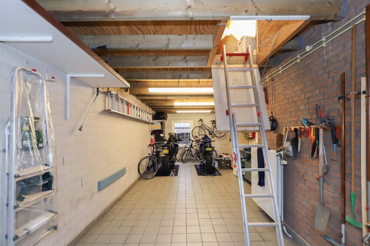 Photo 35 of Bosrank 5