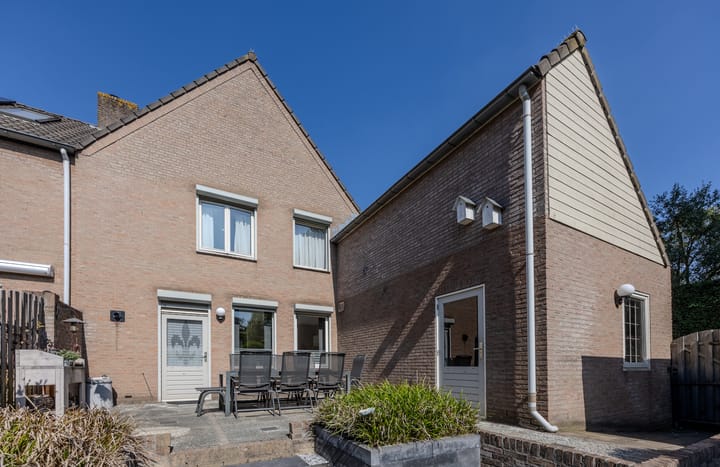 Photo 37 of Bosrank 5