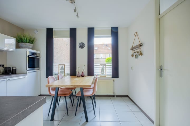 Photo 8 of Bosrank 5