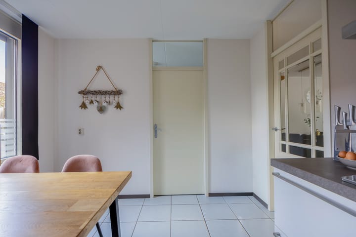 Photo 10 of Bosrank 5