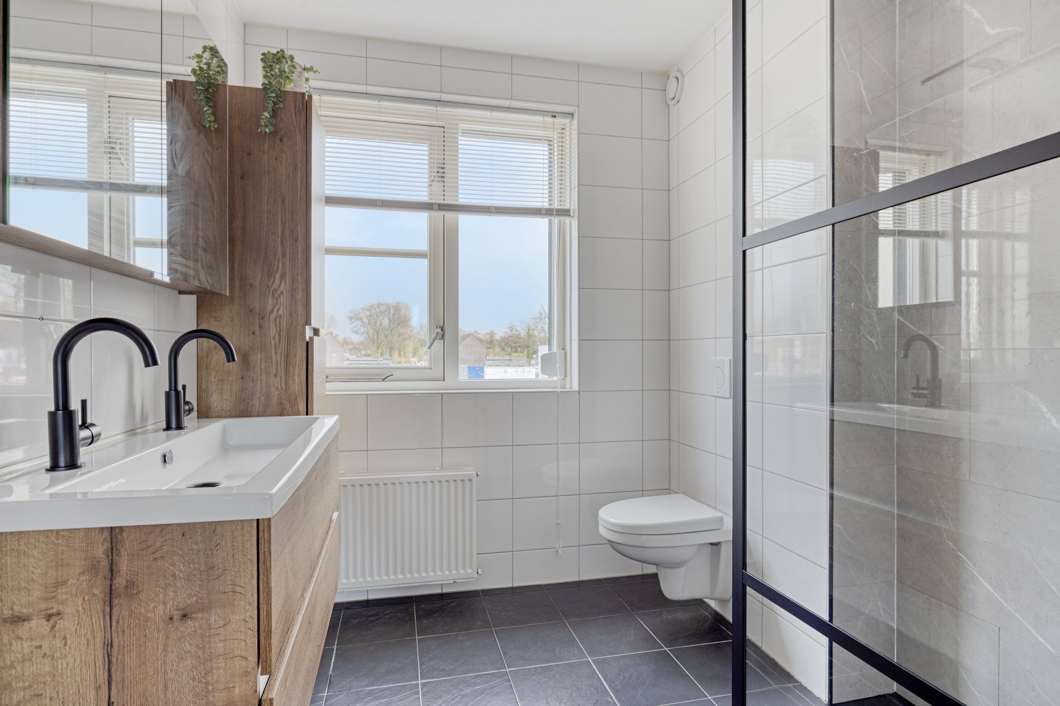 Photo 18 of Ds. de Geusstraat 17