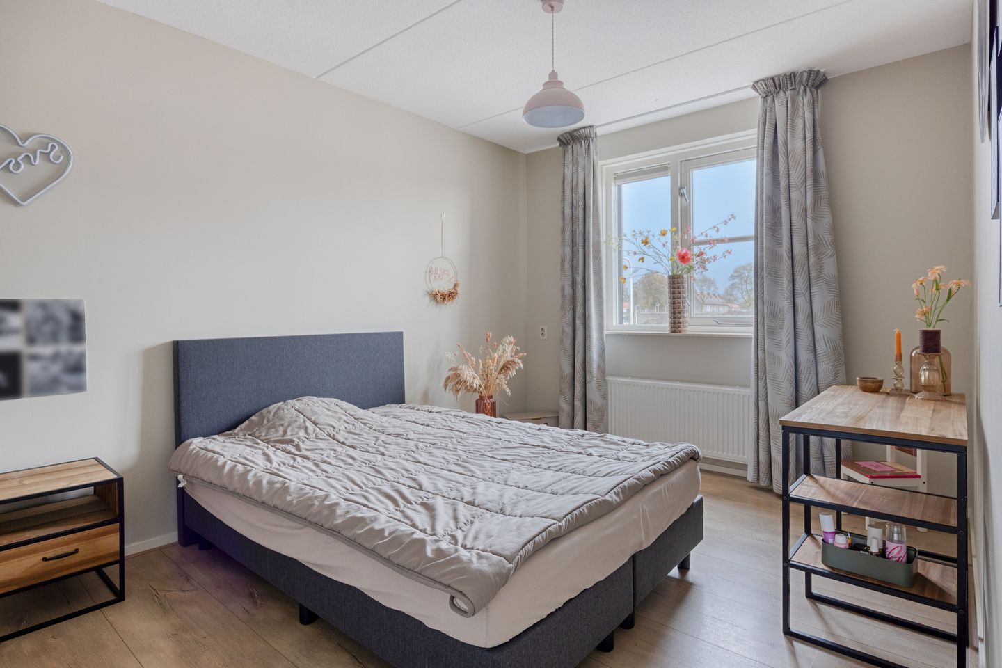 Photo 20 of Ds. de Geusstraat 17