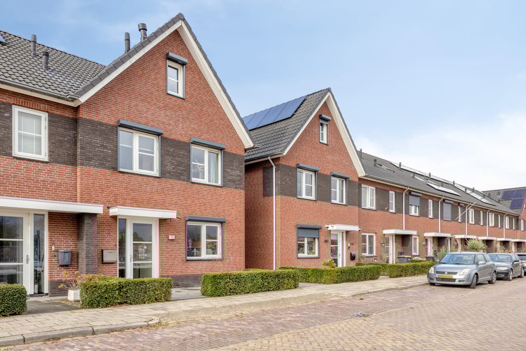 Photo 31 of Ds. de Geusstraat 17