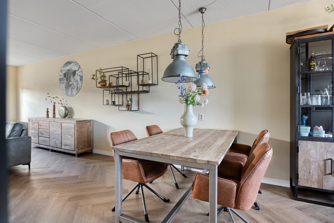 Photo 11 of Ds. de Geusstraat 17