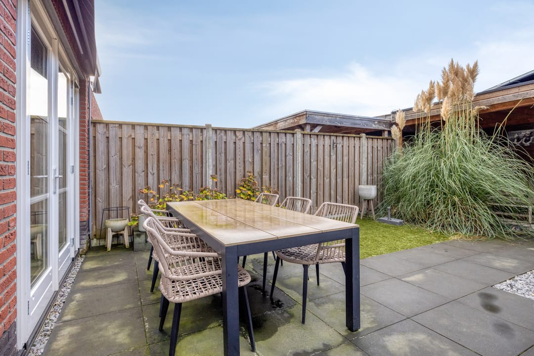 Photo 26 of Ds. de Geusstraat 17