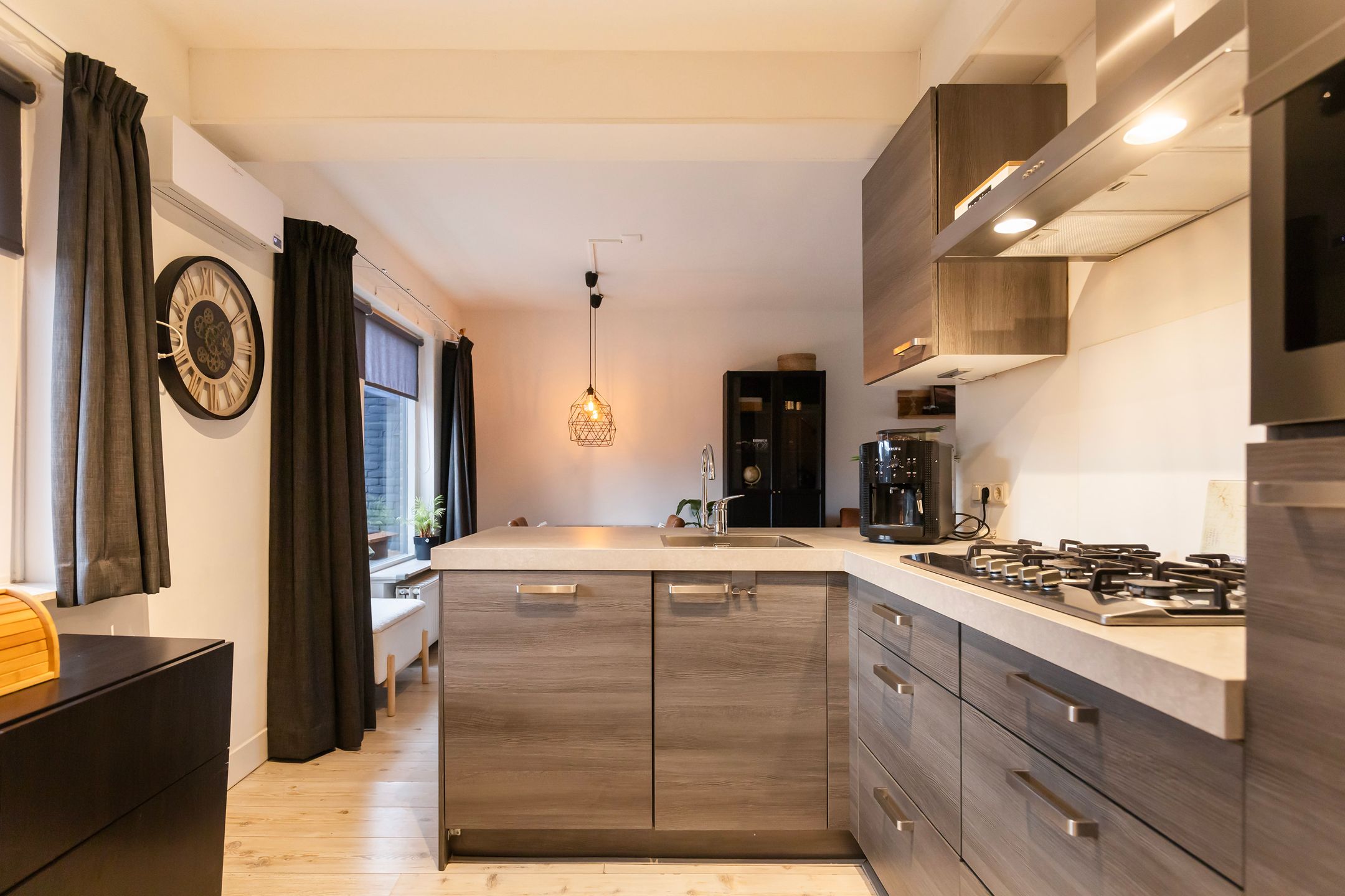 Photo 9 of Kornet van Limburg Stirumstraat 43