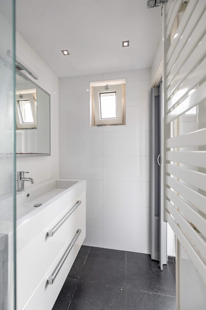 Photo 14 of Van Iddekingeweg 5