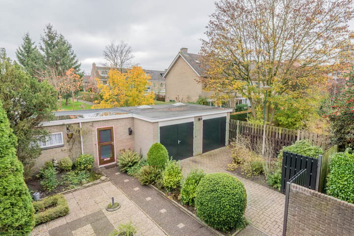 Photo 2 of Prof. dr. F. Zernikeweg 23