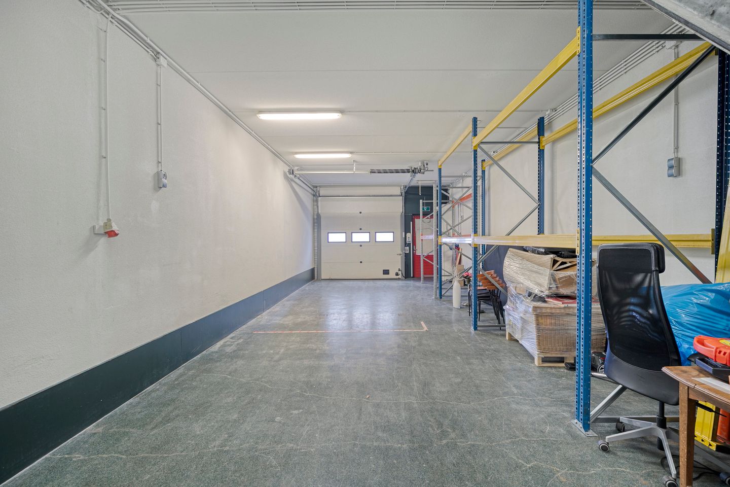 View photo 2 of Witteweg 27