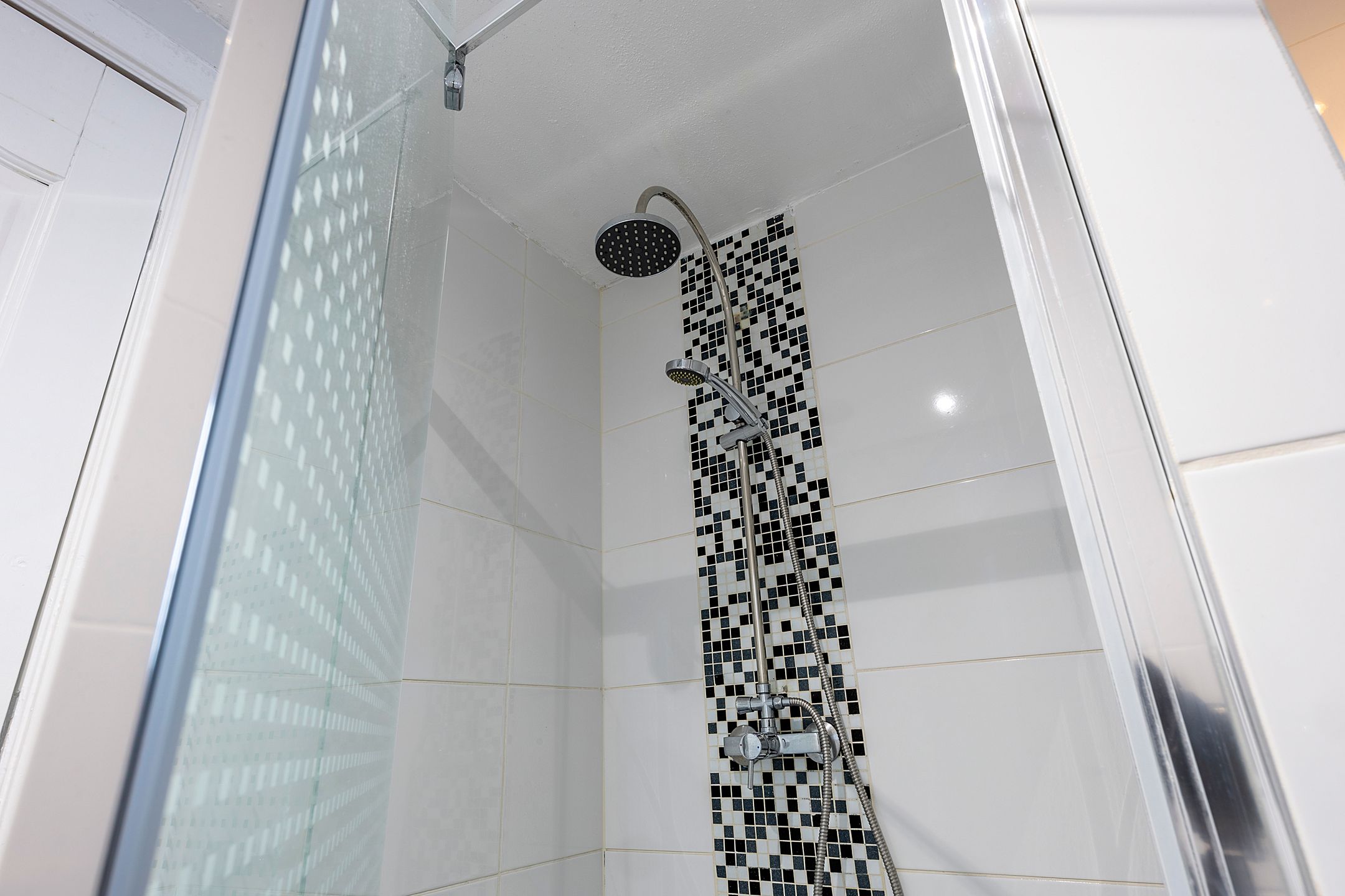 Photo 18 of Watervlietstraat 25