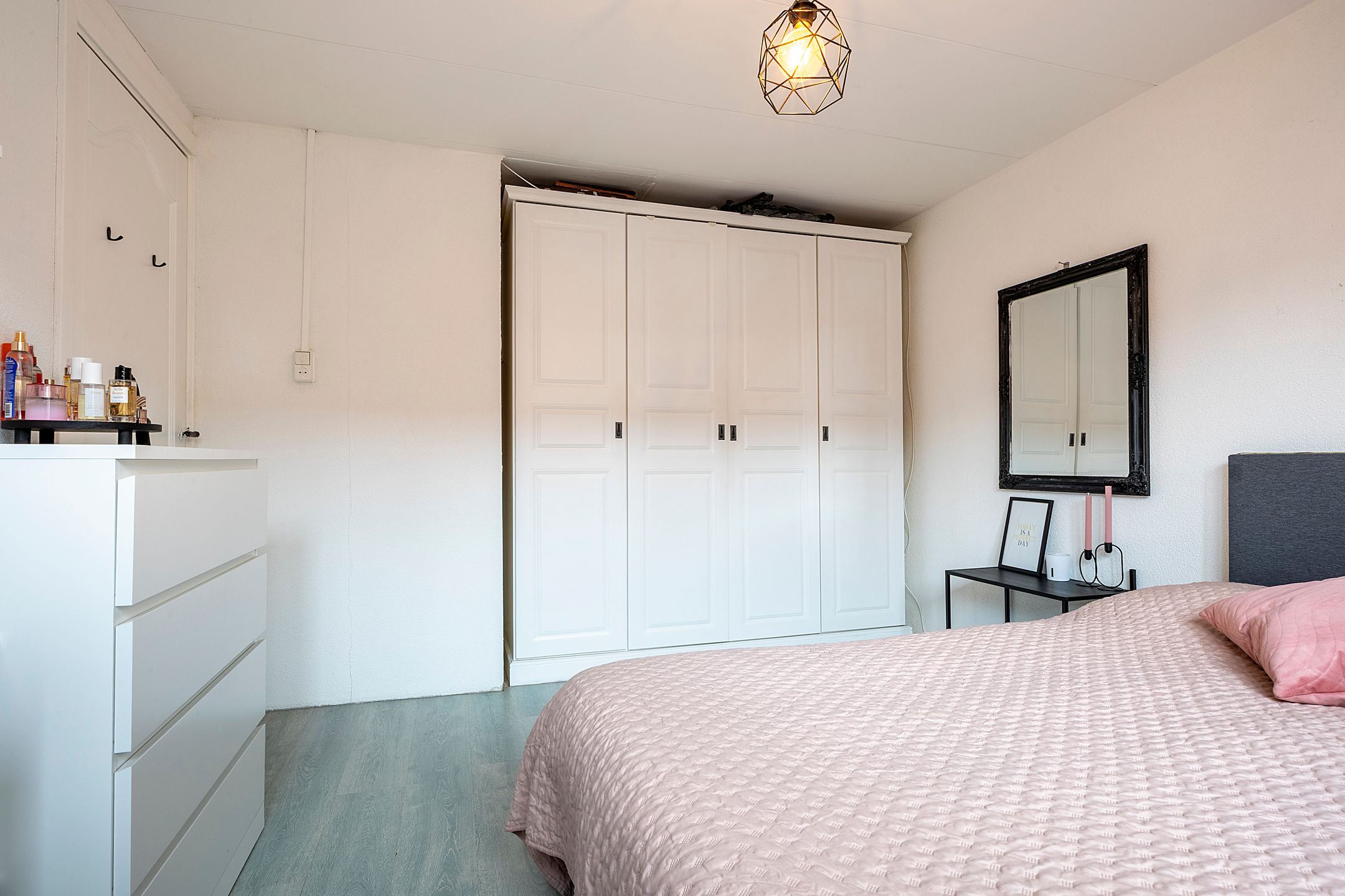 Photo 21 of Watervlietstraat 25