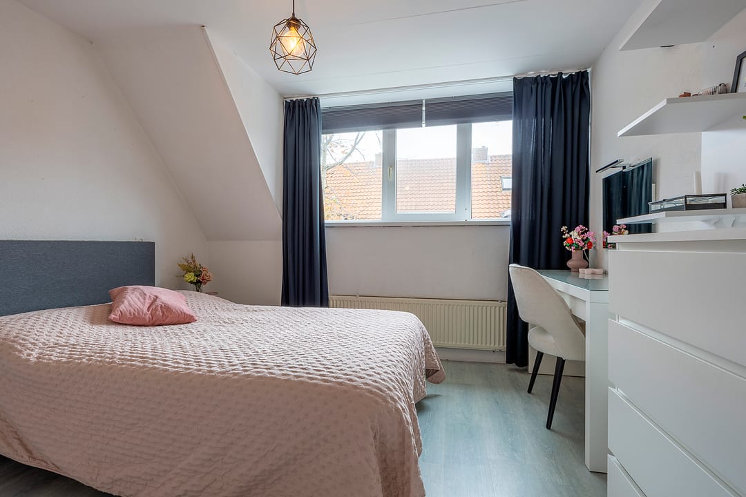 Photo 23 of Watervlietstraat 25