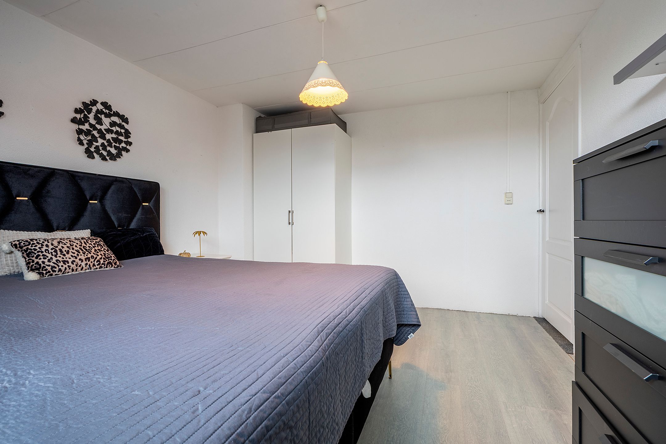 Photo 27 of Watervlietstraat 25