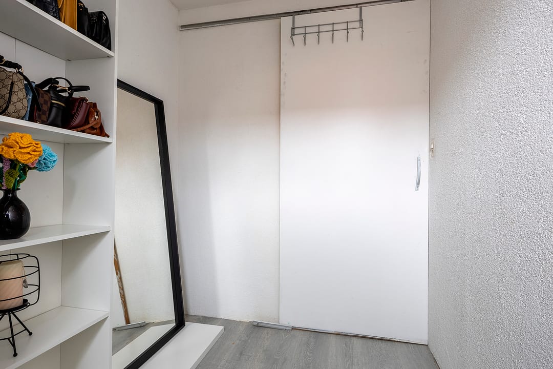 Photo 28 of Watervlietstraat 25