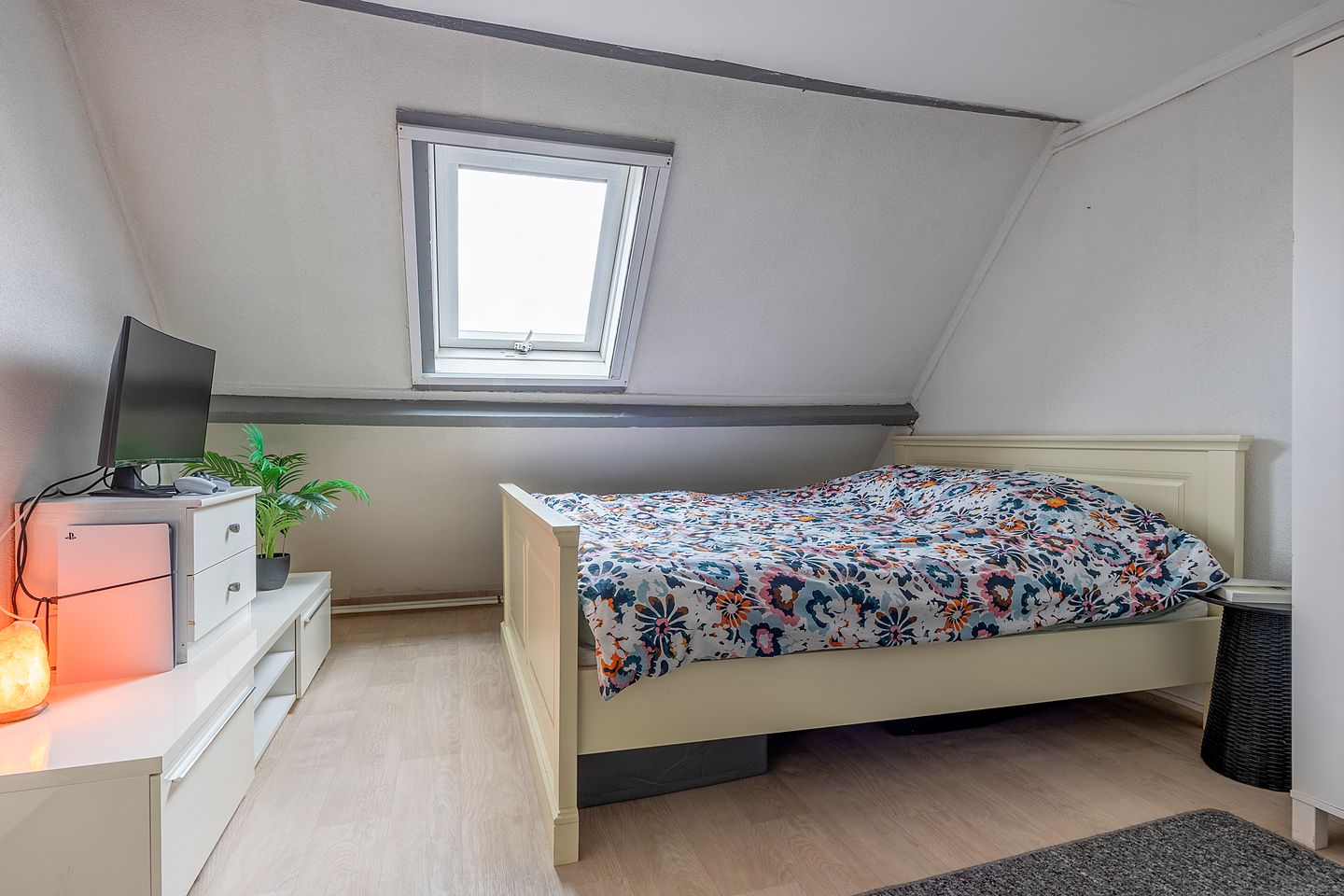 Photo 34 of Watervlietstraat 25