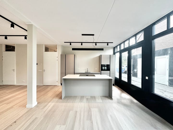 Foto 2 van Kometensingel 90-A