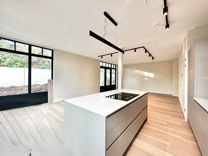 Foto 6 van Kometensingel 90-A