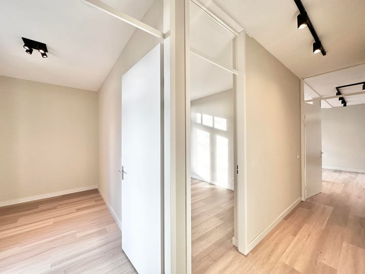 Foto 15 van Kometensingel 90-A