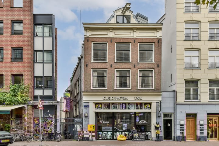 Photo 6 of Keizerrijk 13-A