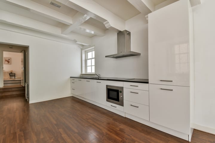 Photo 9 of Keizerrijk 13-A