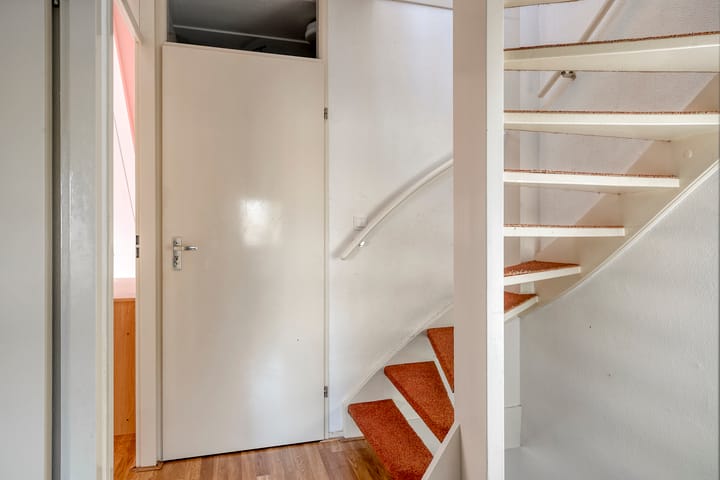 Photo 19 of de Middenloop 37