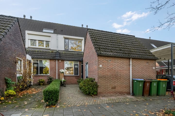 Photo 36 of Jan Steenlaan 25