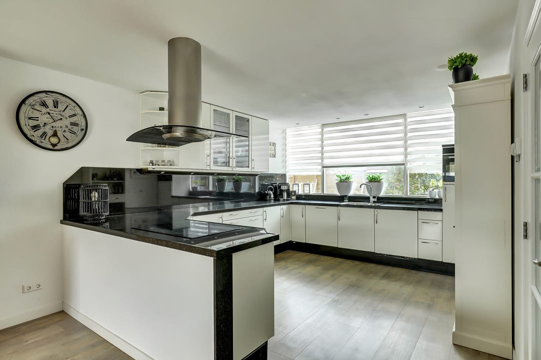 Foto 2 van Schuberthof 19