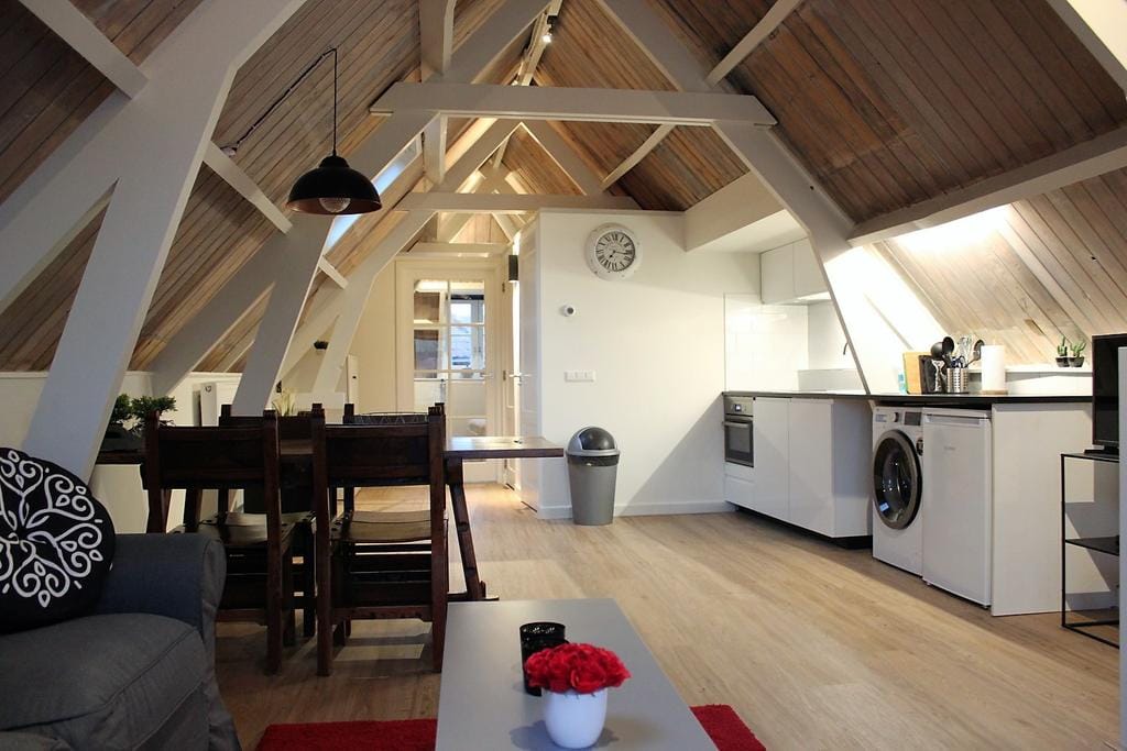 Foto 6 van Achter Sint Annahof 6-C