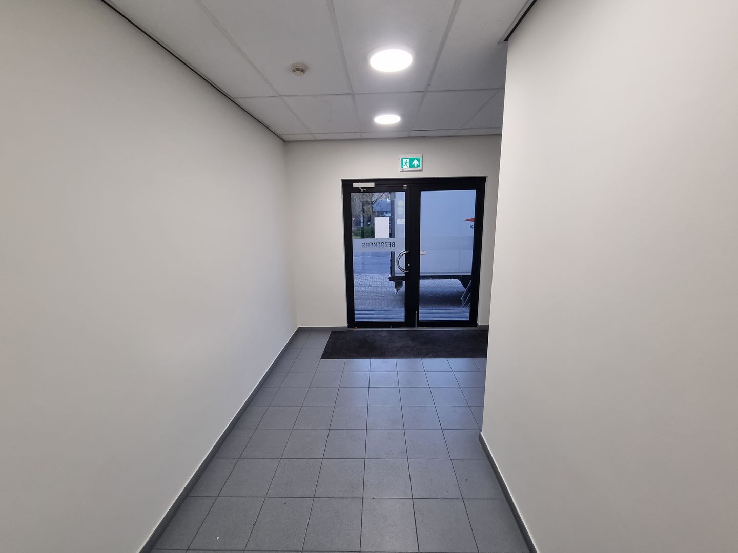 Bekijk foto 3 van Hudsonweg 7